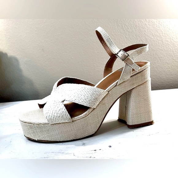 DV Dolce Vita Waylan Raffia Platform Ankle Strap Sandal, White, Size 10 - Picture 1 of 7